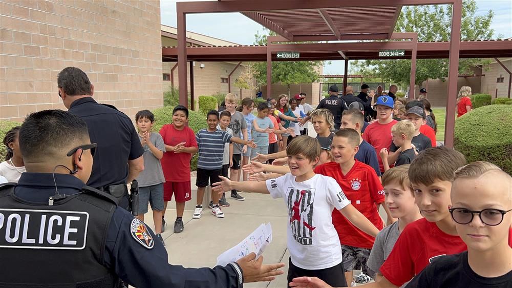 High Fives for Heroes - September, 2022